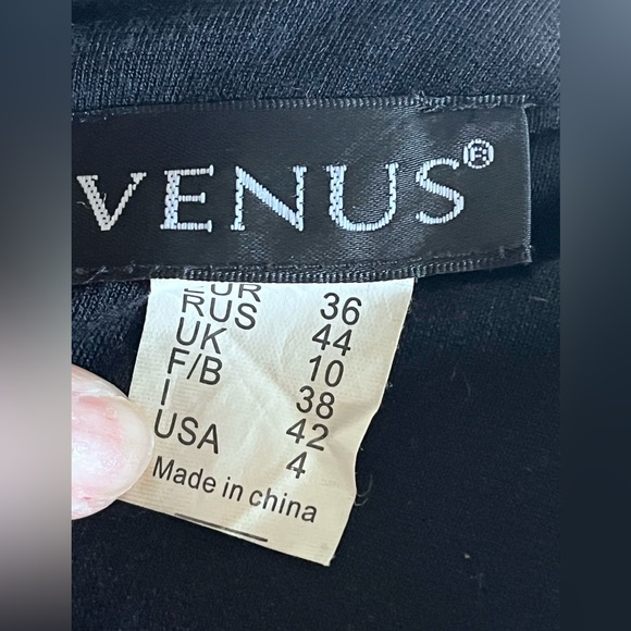 🖤VENUS Couture Dress🖤 - Picture 9 of 10